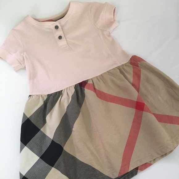 SOLD‼️Burberry Dress - Picture 8 of 9